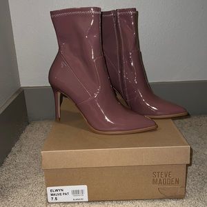 *Brand New*Steve Madden pointed boots